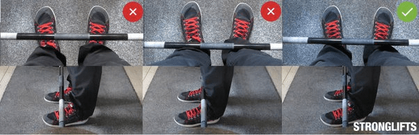 vị trí thanh đòn đăt giữa chân khi deadlift